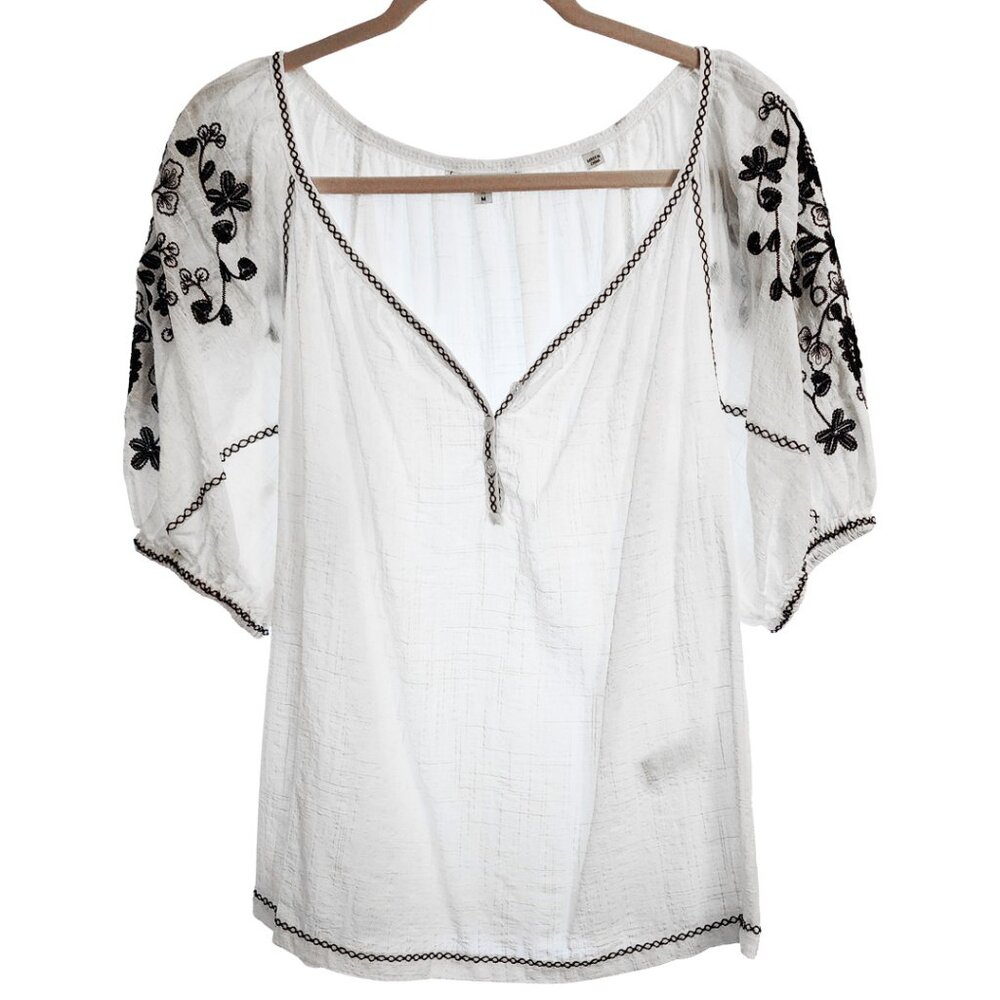 Max Studio Embroidered Peasant Top  Size M